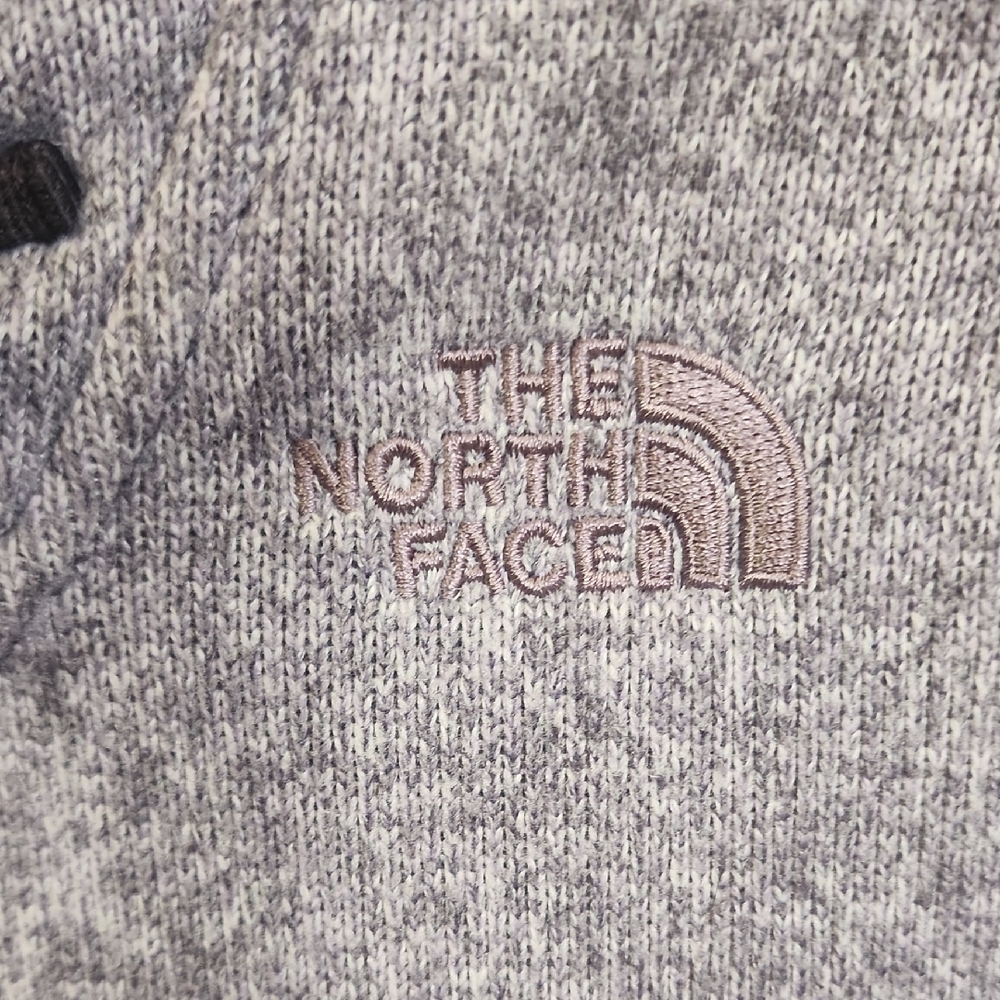 The North Face Lavender Fleece Women's Pullover - Picture 3 of 5